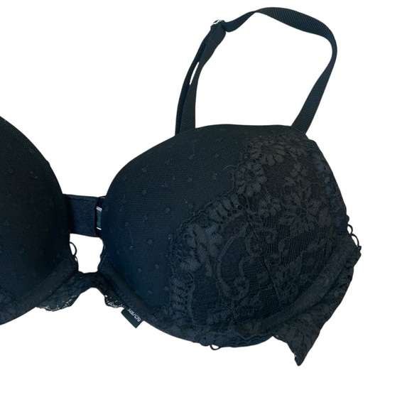 Victorias Secret Black Lace Push Up Bra - Picture 2 of 5
